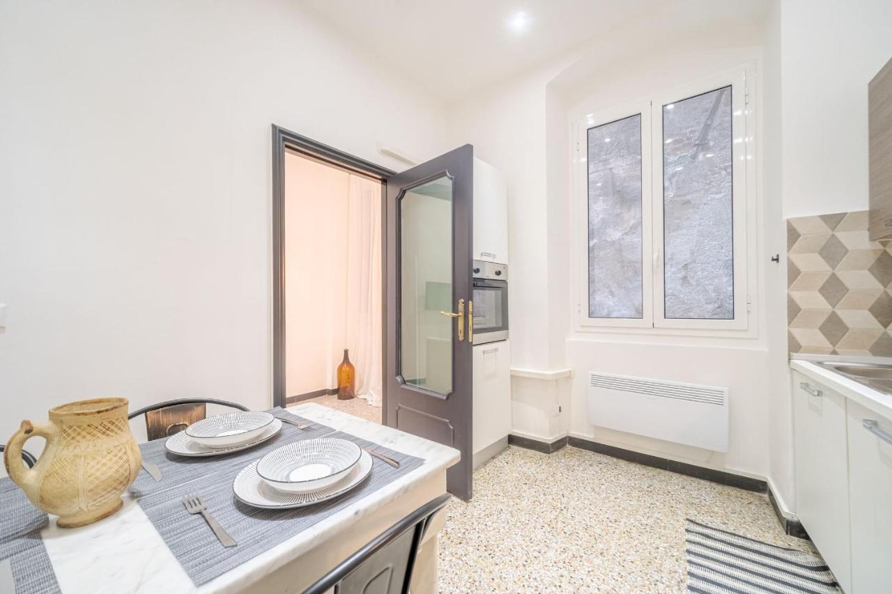 Central & Lovely Apartment In Genova - Netflix! Ngoại thất bức ảnh