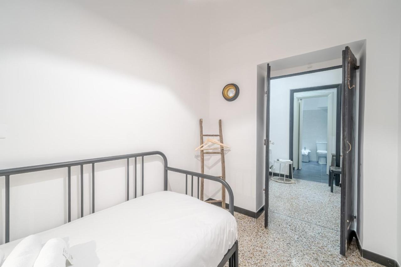 Central & Lovely Apartment In Genova - Netflix! Ngoại thất bức ảnh