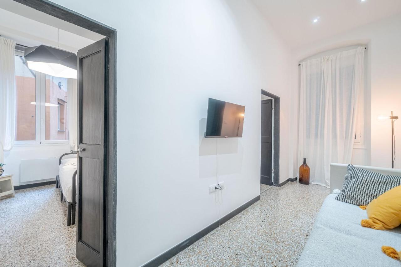 Central & Lovely Apartment In Genova - Netflix! Ngoại thất bức ảnh